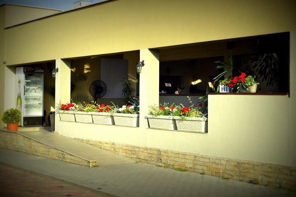 Motel Select Satu Mare Exterior photo